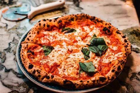 Pizza Margarita Artesanal